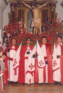 Costaleros y costaleras de la Hermandad (14)  