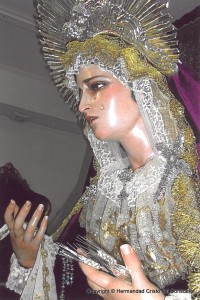 Detalles de la Virgen terminada (2)